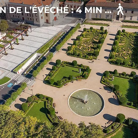 Apartment La Parenthese - Duplex Hypercentre, Lit Queen Size *