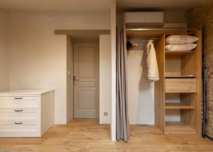 La Parenthèse - Duplex Hypercentre, Lit Queen Size * Castres (Tarn)